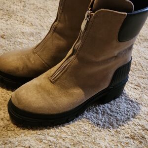 Mix No. 6 Beige and Black Heeled Boots